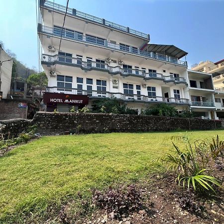 Hotel Manikut Risikés Kültér fotó